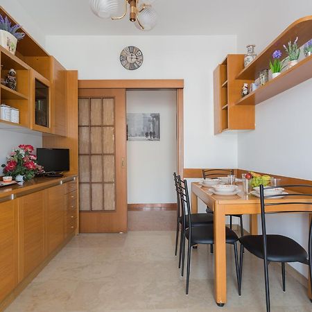 Appartement Cenisio Subway Flat à Milan Extérieur photo