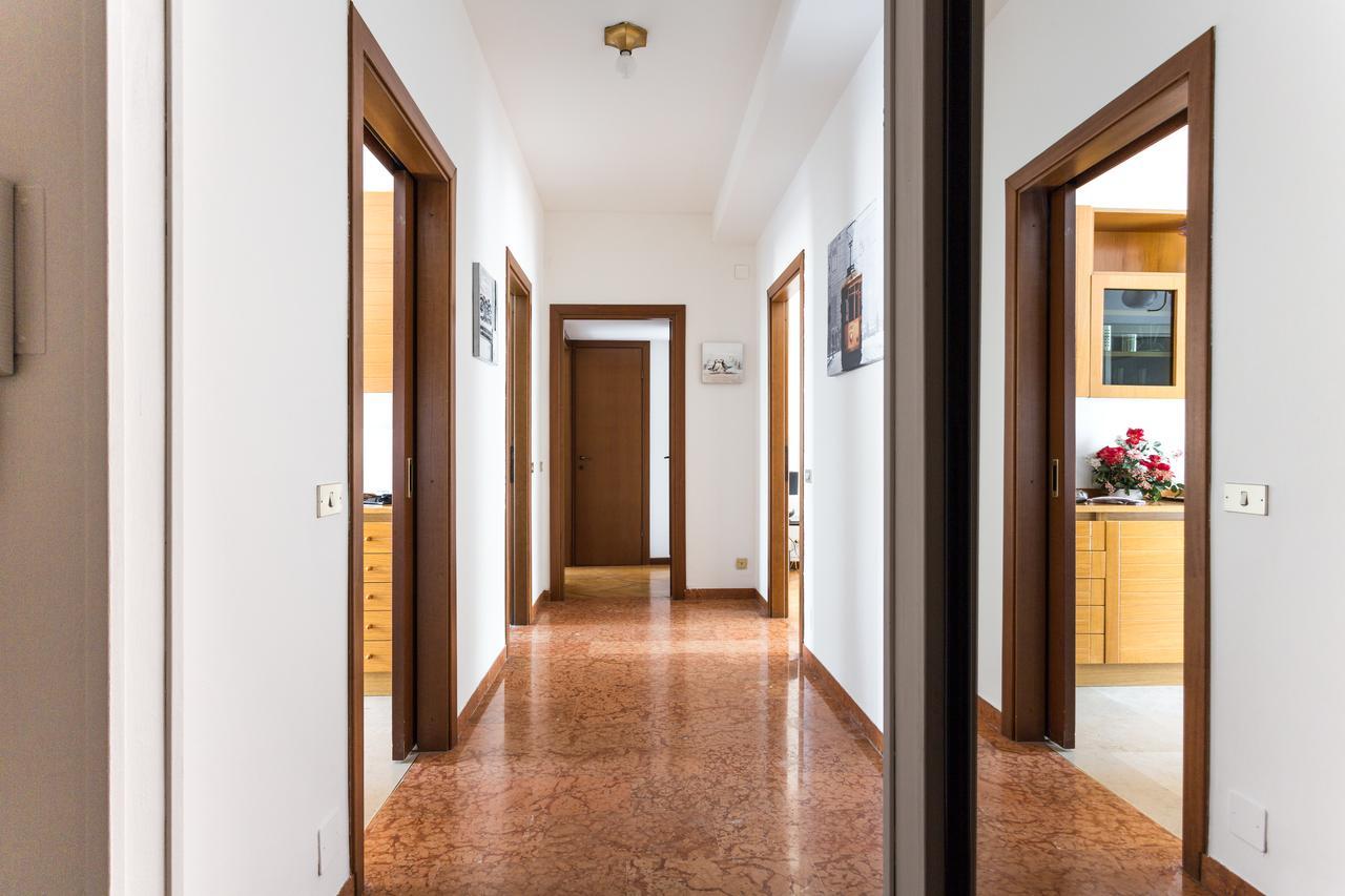 Appartement Cenisio Subway Flat à Milan Extérieur photo